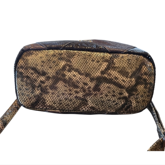 Acacia Diamond Stitch Black Pewter Metallic Leather Crossbody Satchel Handbag - Picture 7 of 14